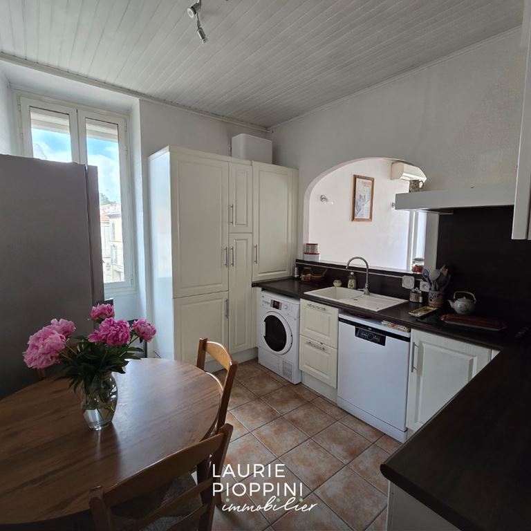 Appartement T4 ROQUEVAIRE (13360) LP IMMOBILIER