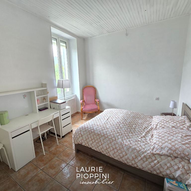 Appartement T4 ROQUEVAIRE (13360) LP IMMOBILIER