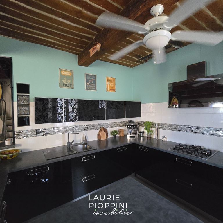 Maison de village ST ZACHARIE (83640) LP IMMOBILIER