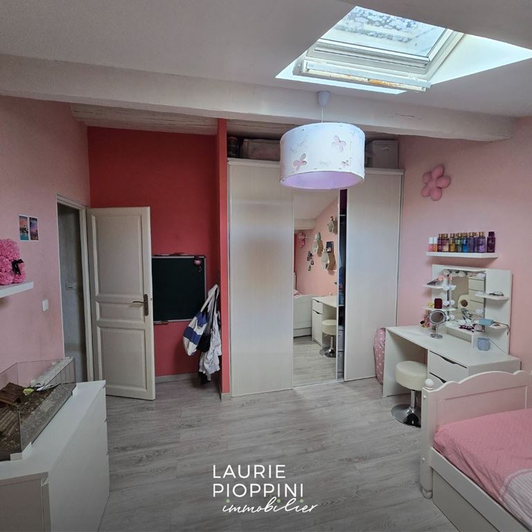 Maison de village ST ZACHARIE (83640) LP IMMOBILIER