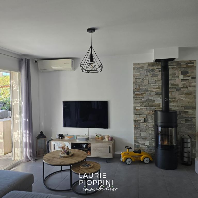Maison NANS LES PINS (83860) LP IMMOBILIER