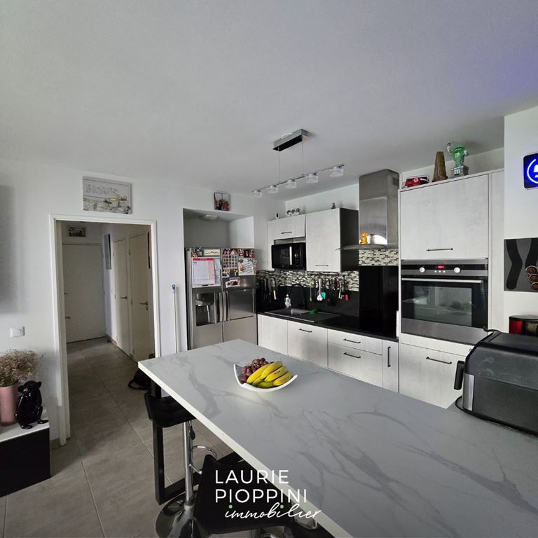 Appartement T3 LA PENNE SUR HUVEAUNE (13821) LP IMMOBILIER