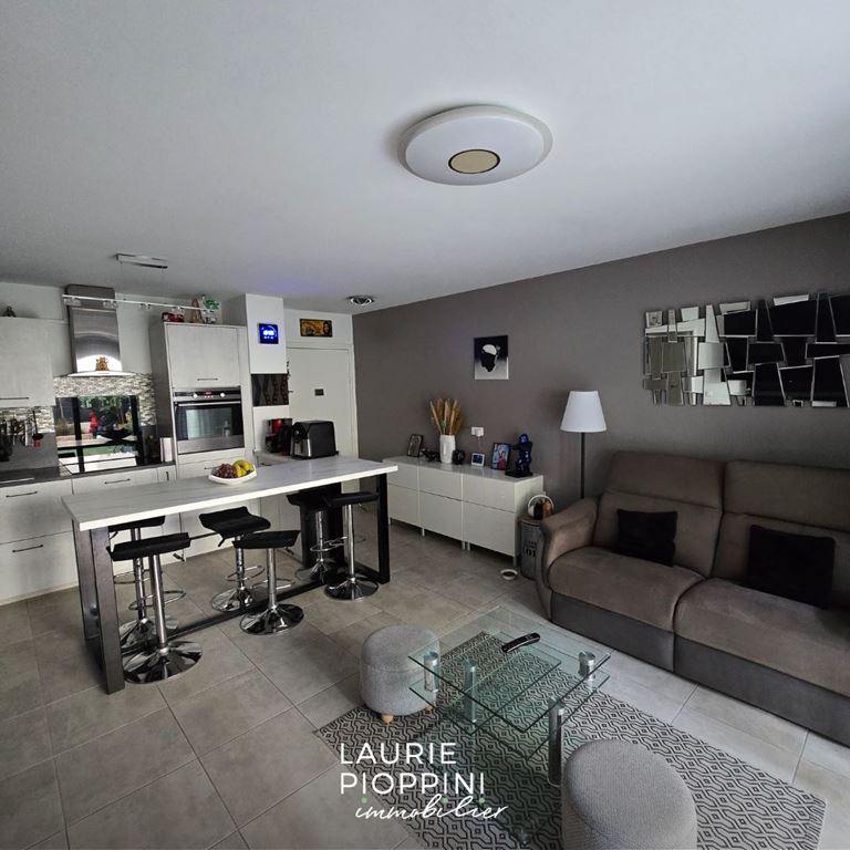 Appartement T3 LA PENNE SUR HUVEAUNE (13821) LP IMMOBILIER